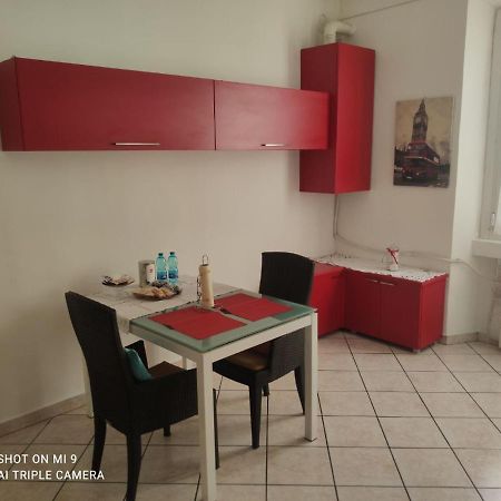 Apartamento Naviglio51Bocconi Milán Exterior foto